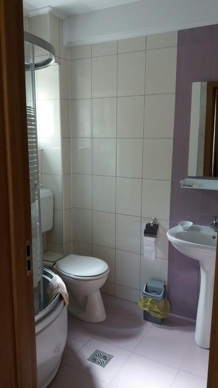 Casa Fulg De Nea Hotel Moeciu De Sus Eksteriør billede
