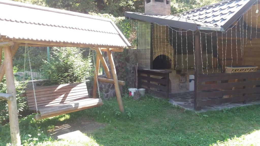 Casa Fulg De Nea Hotel Moeciu De Sus Eksteriør billede
